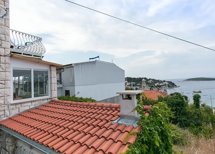 Апартаменты Bellevue Hvar *