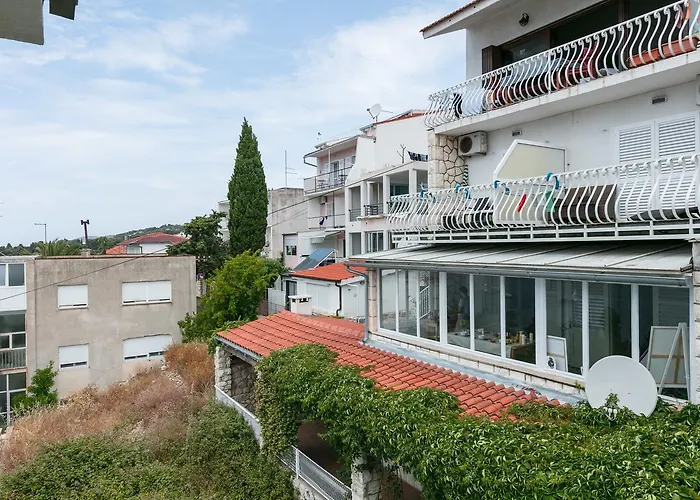 Апартаменты Bellevue Hvar