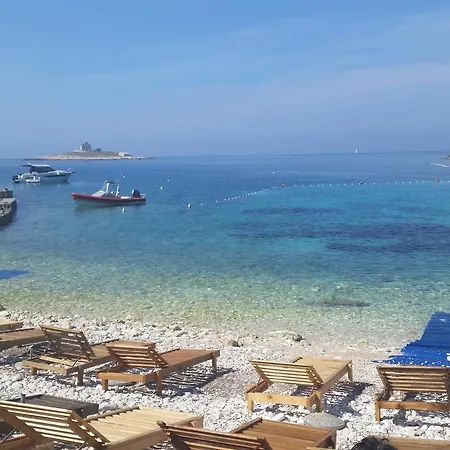 아파트 Bellevue Hvar